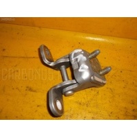 Петля двери шарнирная A1637300137 на Mercedes-Benz Mercedes-benz A1637300137 A1637300137