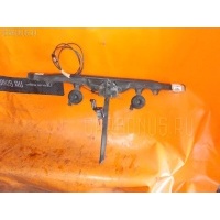 Планка телевизора 53216-68010 на Toyota Wish ANE11 Toyota 53216-68010 53216-68010