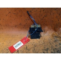 Регулятор скорости мотора отопителя 27150-72B01 на Nissan 27150-72B01 27150-72B01