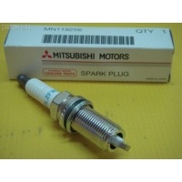 Свеча зажигания MMC MN119256 на Mitsubishi Colt Z2 Mitsubishi MN119256 MN119256