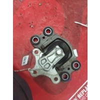 Подушка двигателя 31262710 на Volvo S60 FS48 B4164 Volvo 31262710 31262710