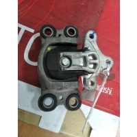 Подушка двигателя 31262710 на Volvo S60 FS48 B4164 Volvo 31262710 31262710