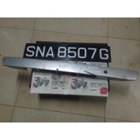 Накладка двери багажника Toyota NOAH AZR60, AZR60G, AZR65, AZR65G, AZR6 2005 76801-28140