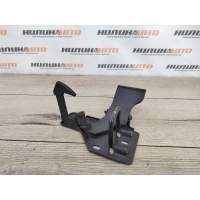 Крюк замка капота VOLKSWAGEN Transporter T5 2007 7H0823480A, 7H0823480A, 7H0823480E, 7H0823480C