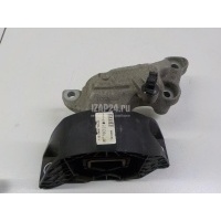 Опора двигателя передняя Renault Duster 2012 112103250R