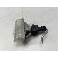 Подсветка номера Toyota Avensis (2003-2008) 2006