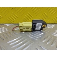 Датчик удара Toyota Hilux (2005-2015) Пикап 2014 8983104020