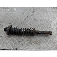 Стойка подвески задняя правая Mitsubishi Carisma 2002 MR913122