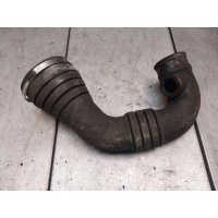 Патрубок воздушного фильтра Volkswagen Passat B5 1998 8D0129615H