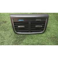 дефлектор воздушный Audi A5 /S5 Coupe/Sportback 2010 8K0819203