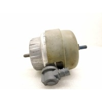Опора двигателя Audi A6 C6 4F0199379BH