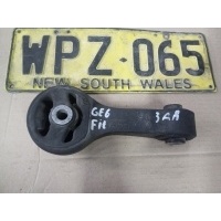 ОПОРА ДВИГАТЕЛЯ/ПОДУШКА ДВИГАТЕЛЯ Honda FIT GE6, GE8 50890-TF0-901