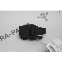 Моторчик заслонки отопителя Land Rover Range Rover Sport L494 2013 LR035731