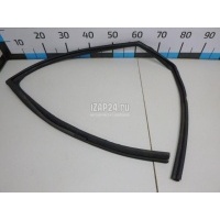 Уплотнитель стекла двери Toyota NX 200/300H 2014 6815278011