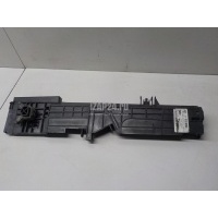 Кронштейн радиатора BMW 2-serie F22/F23/F87 (2013 - 2020) 17117600536
