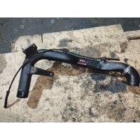Патрубок интеркулера Audi A4 B5 1999 8d0145840l