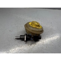 Цилиндр тормозной главный Audi 80 B4 1992 8A0611301A