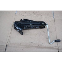 Домкрат Volvo XC70 2 2006 8679370
