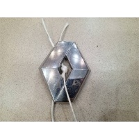 Эмблема багажника Renault Sandero 2009-2014 2011 908894785R