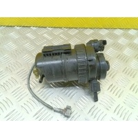 Фильтр топливный Toyota Hilux (2005-2015) Пикап 2015 233000L032