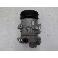 Компрессор кондиционера Toyota Auris 2006- 8831002540