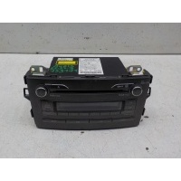 Магнитола Toyota Auris 2006- 8612002520