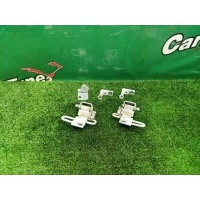 Петли дверей AUDI TT 8J 2007 8J0831401