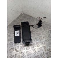 переходник для зарядки BMW 3 серия E90/E91/E92/E93 2010 9169728,9160935,84109160935,7118054,51167118054