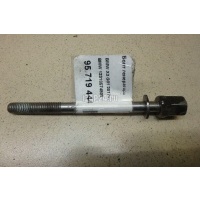 Болт генератора BMW X4 G02 2018 12318574809