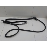 Уплотнитель двери Toyota RAV 4 2019 6786242120