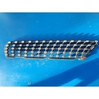 Молдинг (рамка) решетки радиатора Mercedes C W205 2018 A2058881460, A2058882060