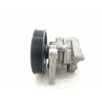 Насос гидроусилителя руля Mercedes-Benz C-Class W204 2012 A0064666801