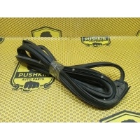 Уплотнитель на дверь Nissan Juke F15 2013 808301KA0A