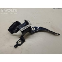 Петля крышки (двери) багажника Лев. Audi A4 B6 (2001-2004) 2003 8E9827299E