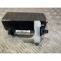 ограничитель двери Lexus RCF USC10 2015 68610-24040
