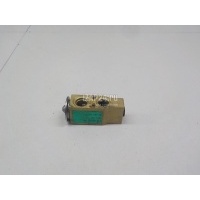 Клапан кондиционера Citroen-Peugeot Xsara (2000 - 2005) 6461H7