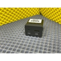 Разъём AUX/USB Kia Sorento 2 XM 2016 961202PAA0, 2PAA0