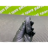 Кнопка центрального замка Mercedes-Benz E-class W212 2014 A2049058502, 2049058502