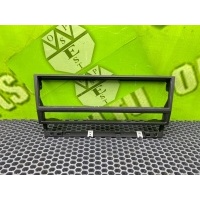 Рамка магнитолы Bmw 5-Series E39 Touring 2000 51168247302, 8247302