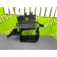 Кронштейн блока предохранителей Audi A6 C5 Avant 2004 4B9035115, 4B9035115F