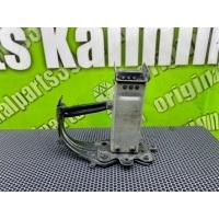 Кронштейн усилителя бампера Mercedes-Benz E-Class S211 2003 A2116201495, 2116201495