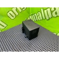 Крышка Mercedes-Benz 190 W201 1992 A2015450103, 2015450103
