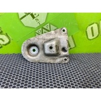 Кронштейн балки Audi A6 C5 Avant 2004 8D0399542B