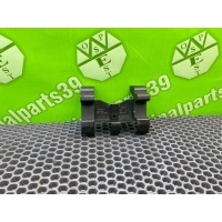 Кронштейн порога Audi A6 C6 (4F2) 2005 4F0867731A, 4F0867731, 4F5867245D1MB, 4F0867767A4PK, 8P08576358X5, 4F08672441MB, 4F0867243A1MB, 1C0867207, 4F2867272A4PK, 4F1867271D4PK