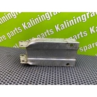 Кронштейн усилителя бампера Mercedes-Benz C-Class S204 2012 A2046201195, A2046200995, A2046205834, A2076200300, A2046206234
