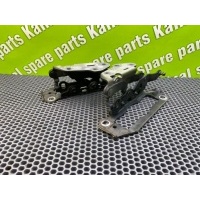 Петли капота Mercedes-Benz C-Class S204 2012 A2048800728, A2048800828, A2048800559, A2048800020