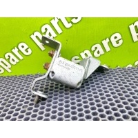 Кронштейн Mercedes-Benz C-Class S204 2012 A2044901140, 2044901140
