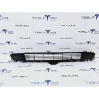 Заглушка (решетка) в бампер Tesla Model 3 2021 1085927-00,1516848-00