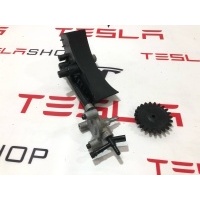 Насос масляный Tesla Model X 2021 1002633-00-E,1007006-00-A