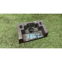 опора под домкрат VW Touareg 2002-2010 2006 7L8804123